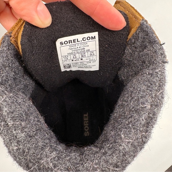 SOREL Slimpack II Lace Waterproof Boots in Elk Black 7.5 - Picture 15 of 16